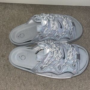 Nike 2.0 offline slides